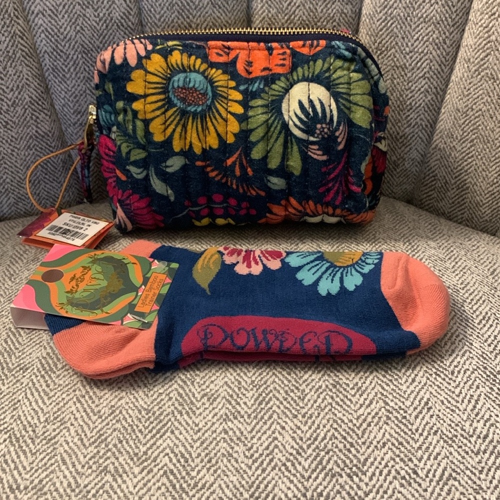 Powder Cosmetic Bag & Socks